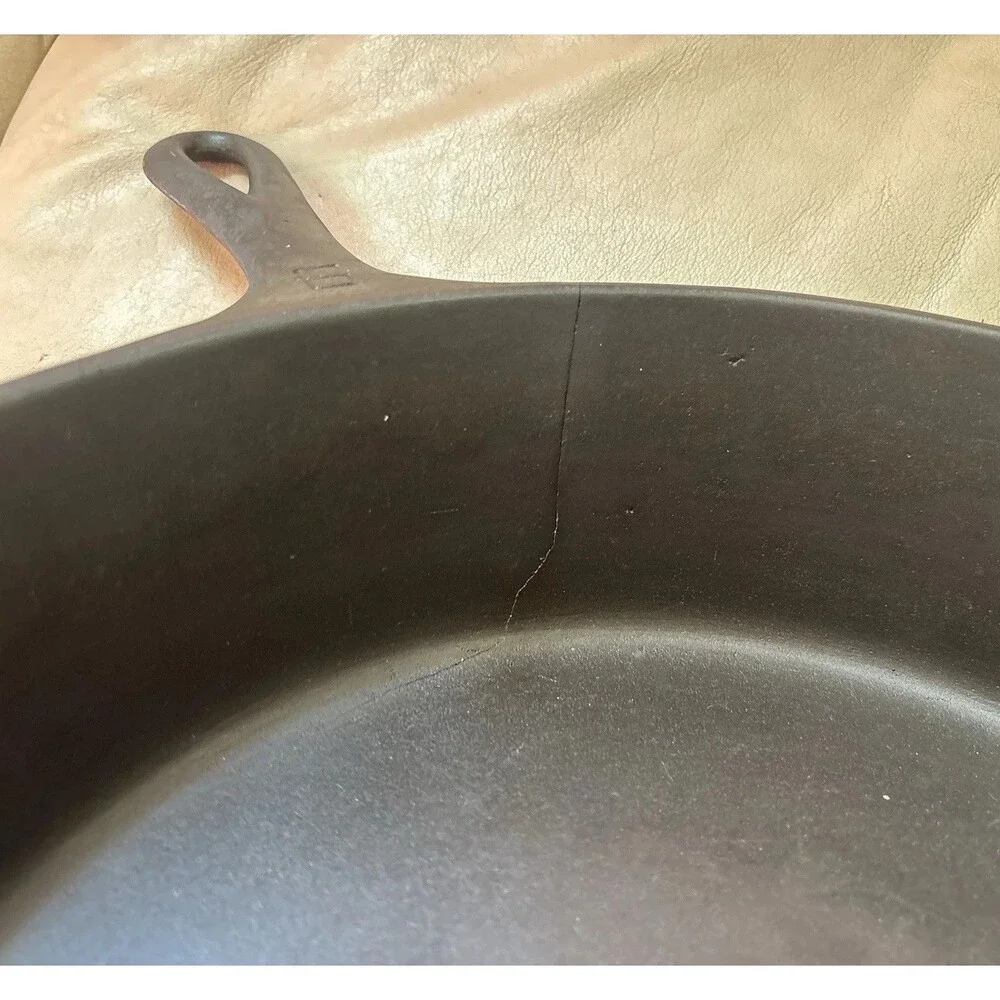 RARE Griswold Erie Pa USA #9 778 Large Block Logo Deep Skillet Crack 1920 - 1940 - Picture 11 of 11